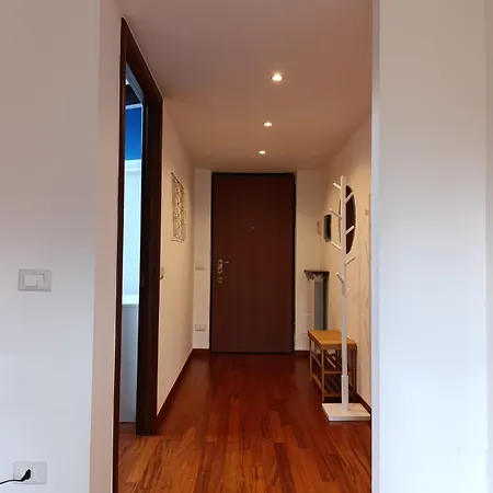 Casa Daniela - Vicino Al Centro - Fermate Autobus Lägenhet
